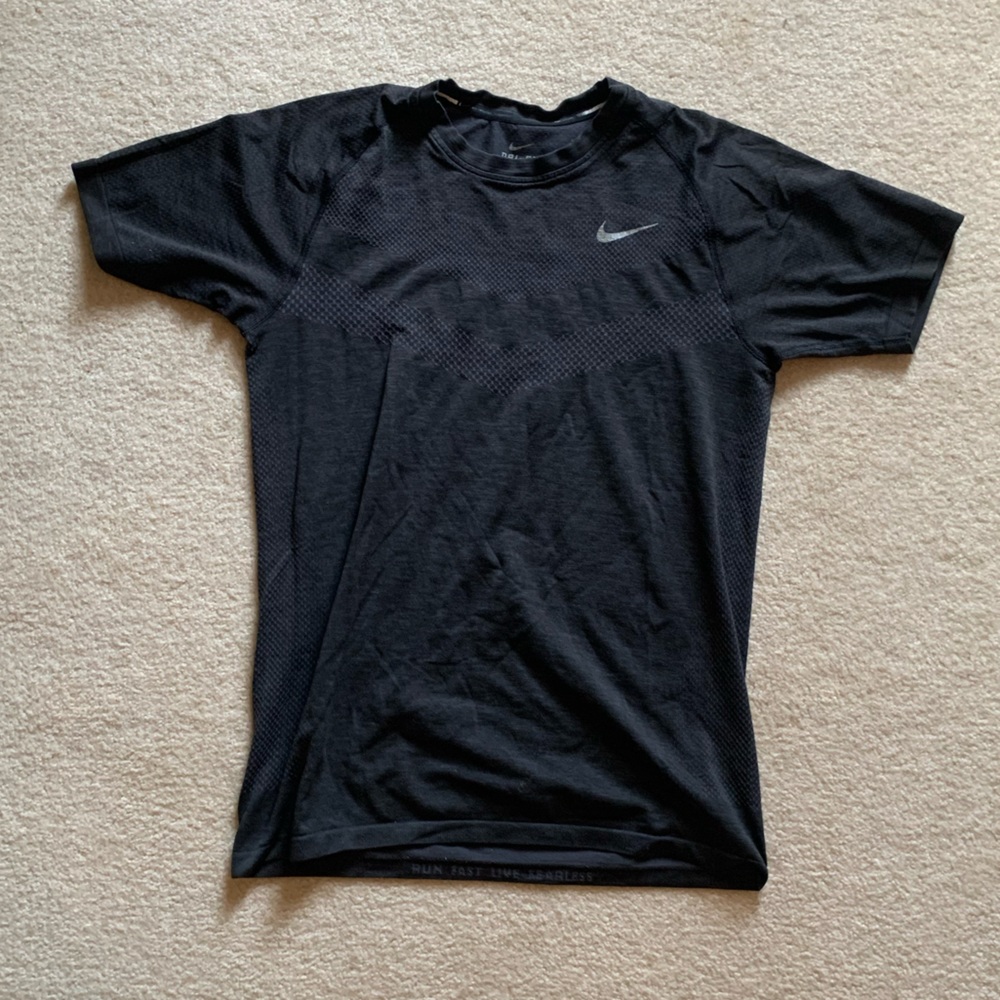 Mens Nike Knit Running Short Sleeve T-shirt - Dark Gray
